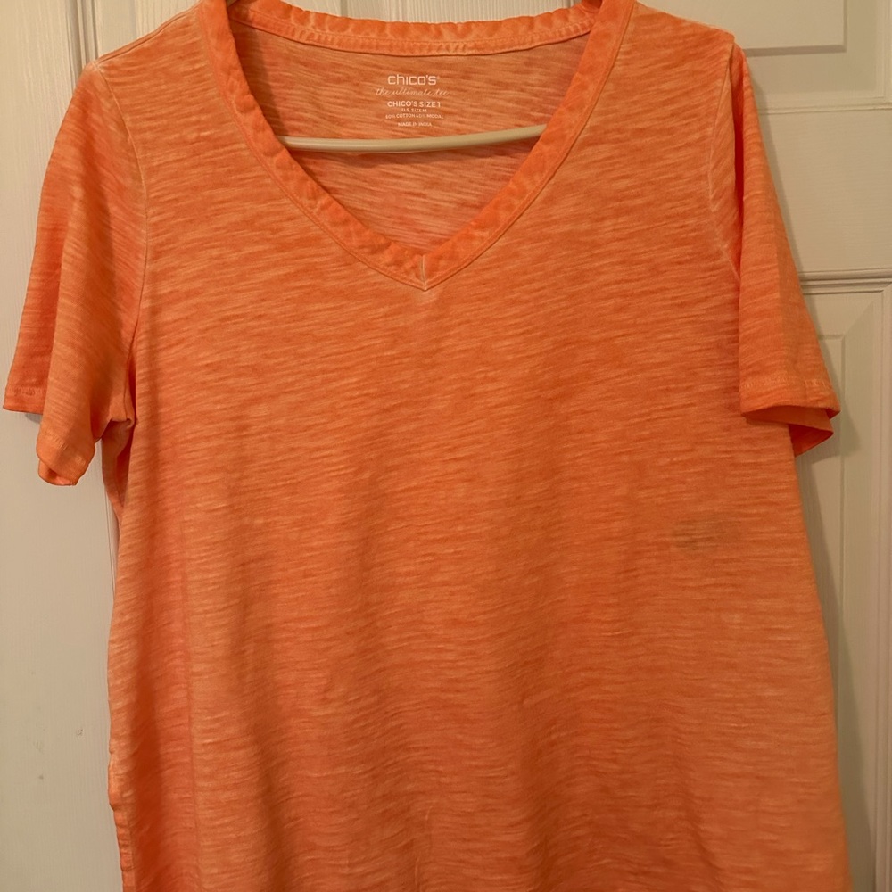 Chico’s size 1 (8) short sleeve slub (ultimate tee). New without tag.